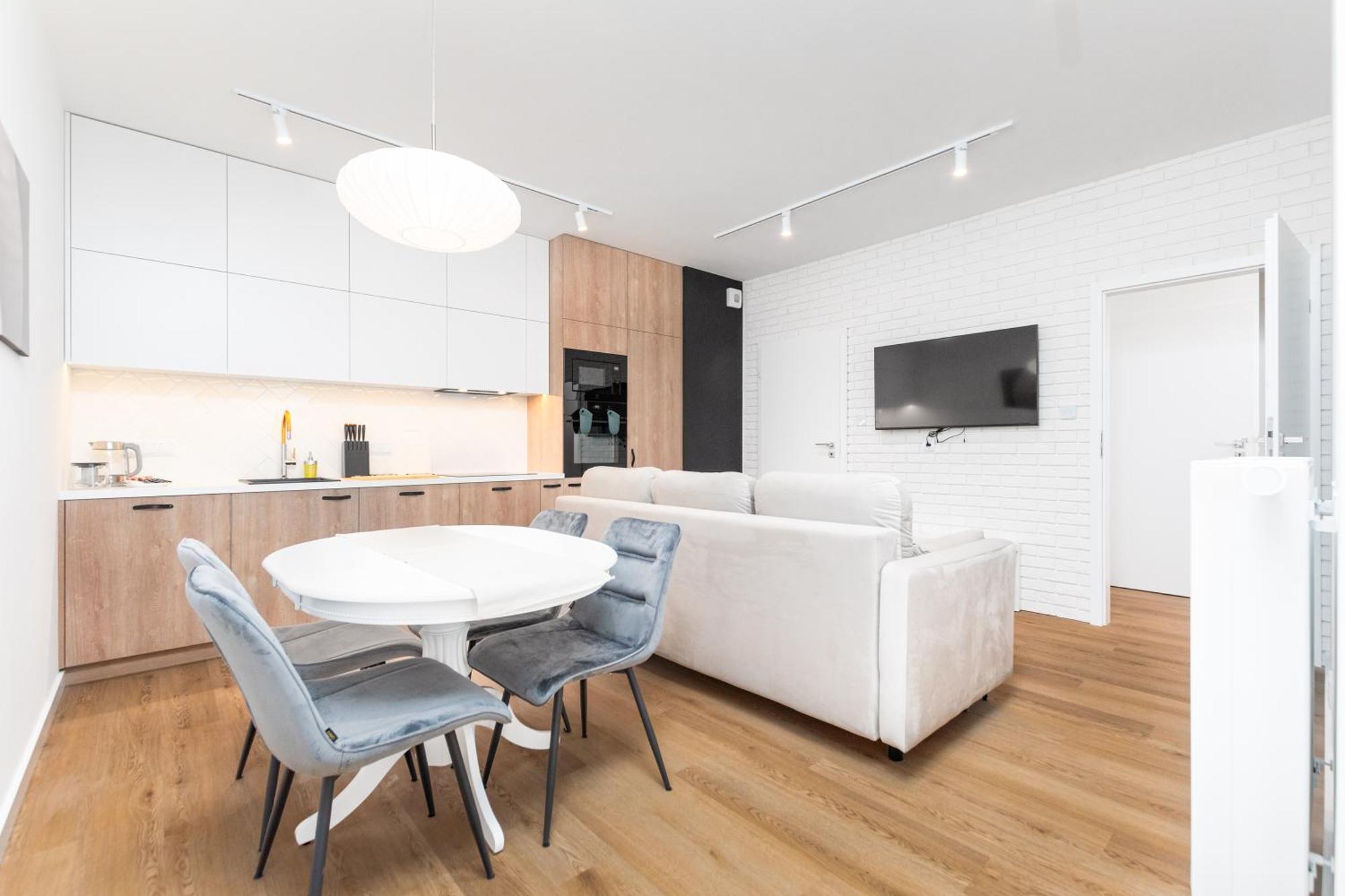 Przy Torach 3 By Homeprime Warszawa Eksteriør billede